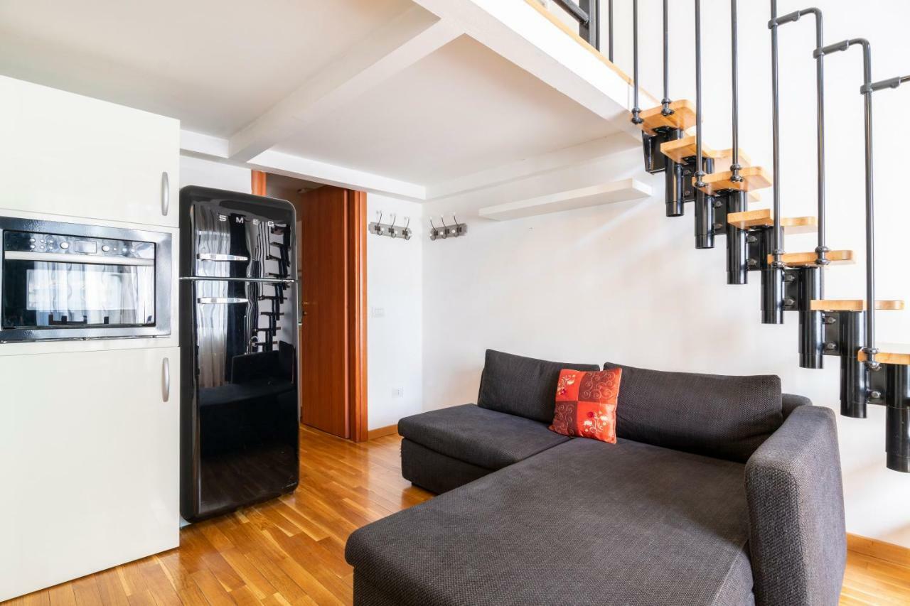 Apartamento Primopiano - Inama Milán Exterior foto
